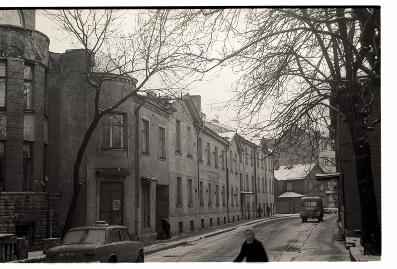 Tallinn. Tatari 23, 25, 27 majad, vaade Kingissepa t. suunas
