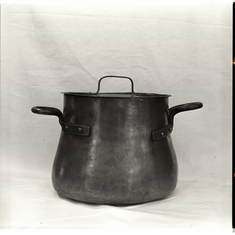 Vasest keedupott 18. või 19. sajandist.