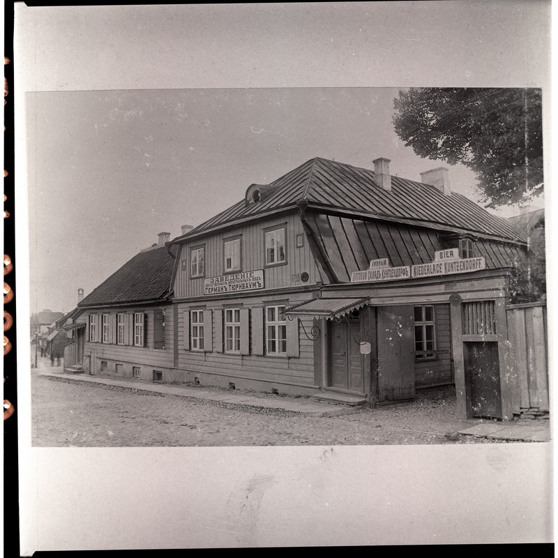Türnbaumi limonaadivabrik ja õlleladu Tõnismäel, 19. sajandi lõpp.