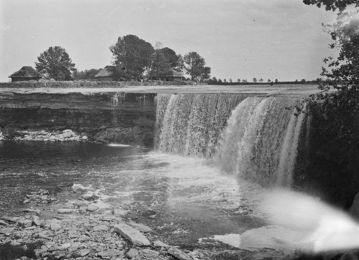 Jägala waterfall from the south