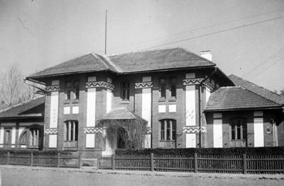 Building of the Estonian Students Society (Viron's supre-school career)