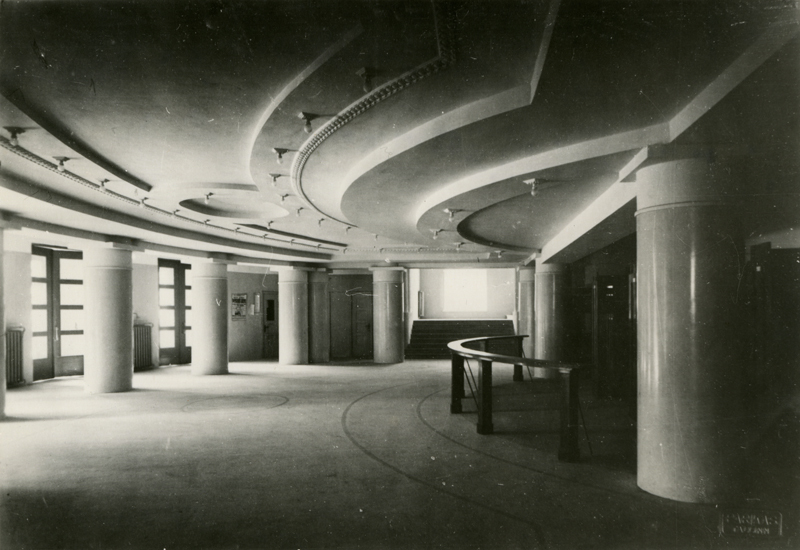Teater Estonia, 2 vaadet vestibüüli. Arhitektid Armas Lindgren, Wivian Lönn
