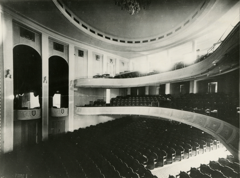 Teater Estonia interjööri vaade teatrisaali enne avamist 1913 aug, vaade rõdudele ja loožidele. Arhitektid Armas Lindgren, Wivian Lönn