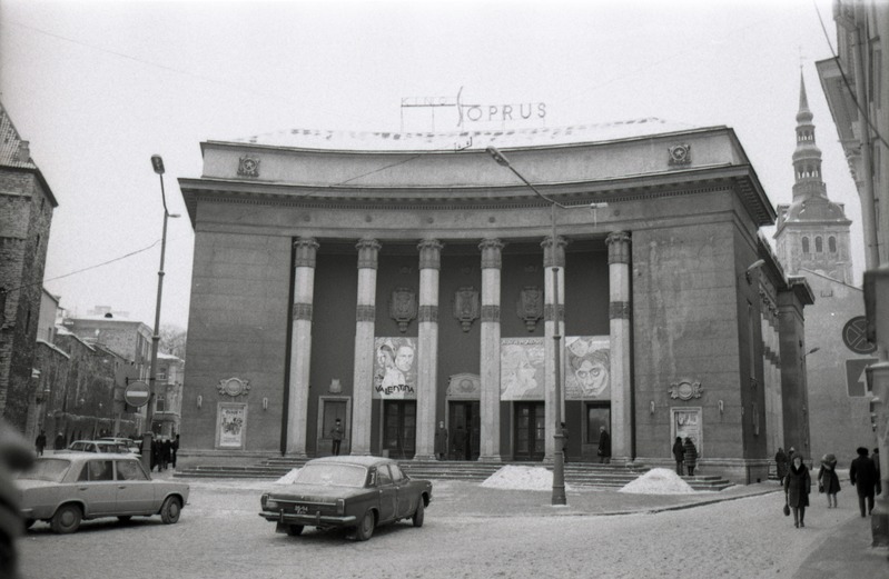 Kino Sõprus, hoone vaade. Arhitektid August Volberg, Peeter Tarvas