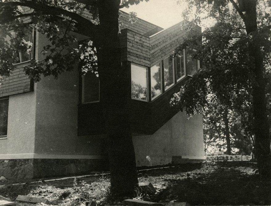 Viiratsi keskusehoone, otsavaade. Arhitekt Valve Pormeister