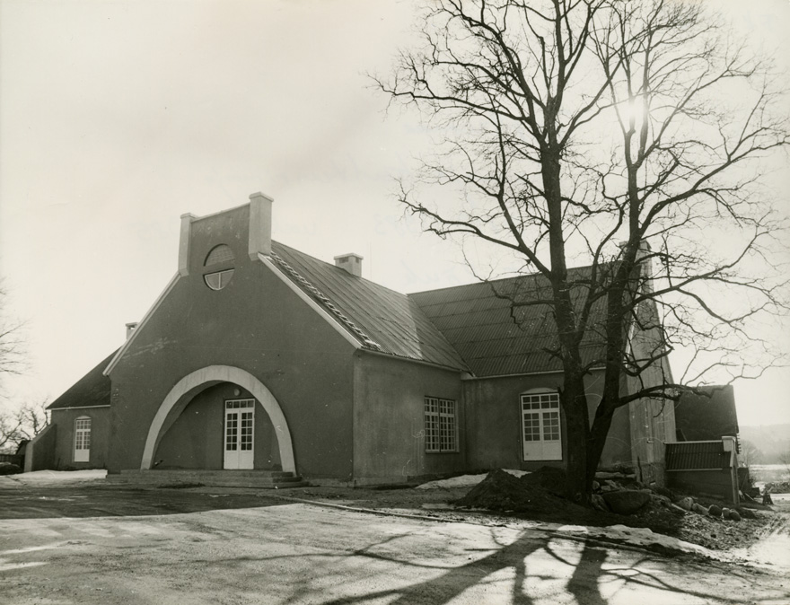 Luunja kultuurimaja, eestvaade. Arhitektid Taimi Rõuk, Tiiu Pai