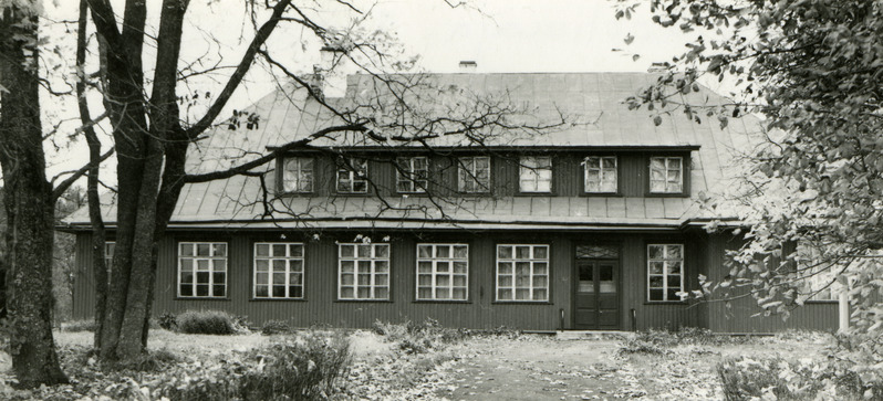 Pagari koolimaja, fassaadivaade