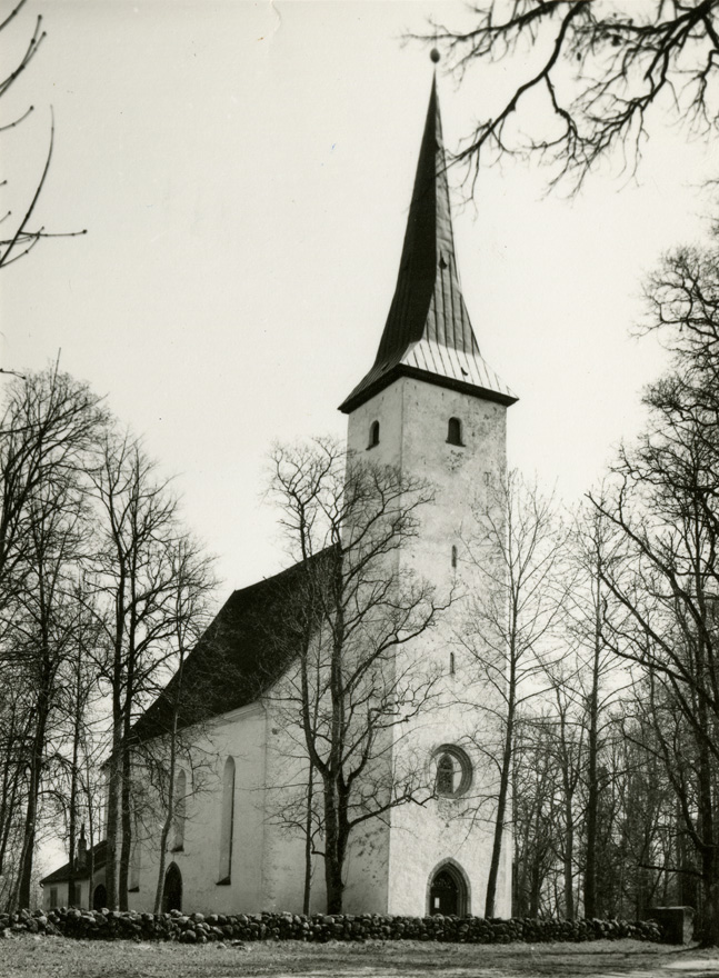 Suure-Jaani kirik, vaade