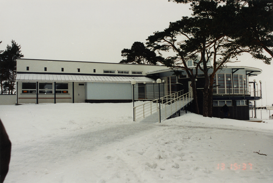 Lohusalu restoran, külgvaade. Arhitekt Jaak Huimerind