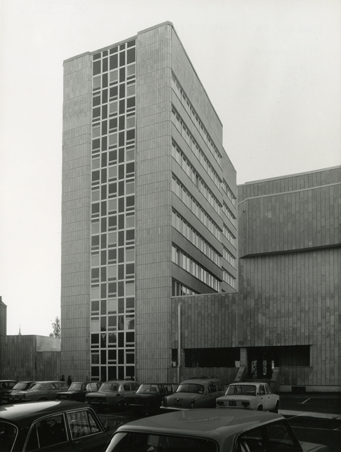 Ametiühingute maja, vaade. Arhitekt Henno Sepmann