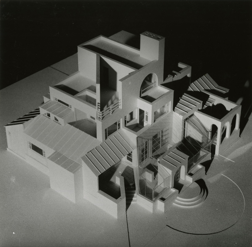 Eramu Meriväljal, foto maketist. Arhitekt Toomas Rein