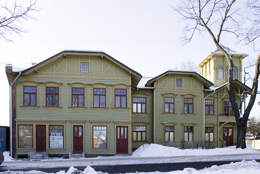 Elamu Tartus Tähe 11-13, hoone vaade