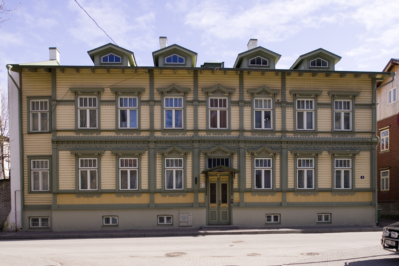 Elamu Tallinnas Allika 8, fassaadivaade