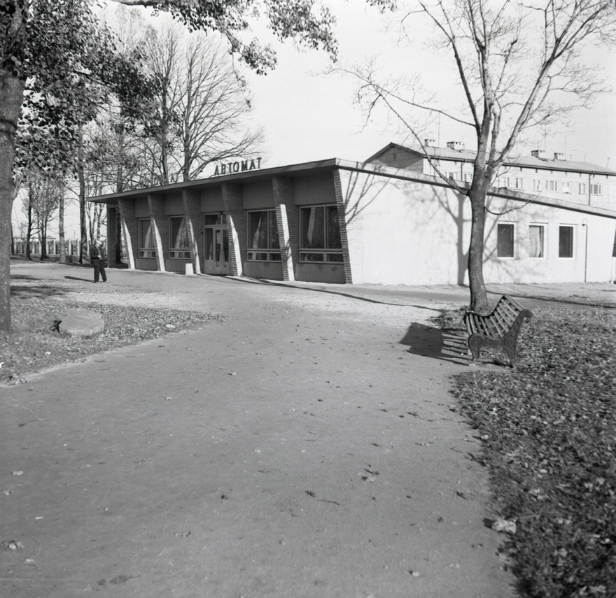 Kopli kalmistupargi õllesaal, vaade