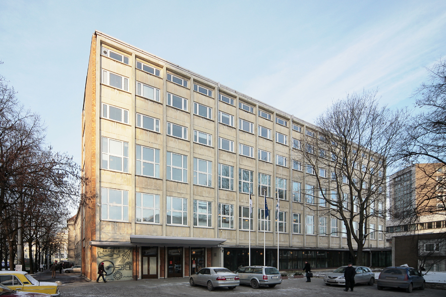 Akadeemiline raamatukogu, vaade hoonele. Arhitektid Uno Tölpus, Paul Madalik
