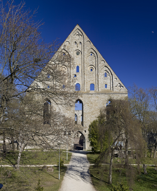 Pirita klooster, vaade hoonele