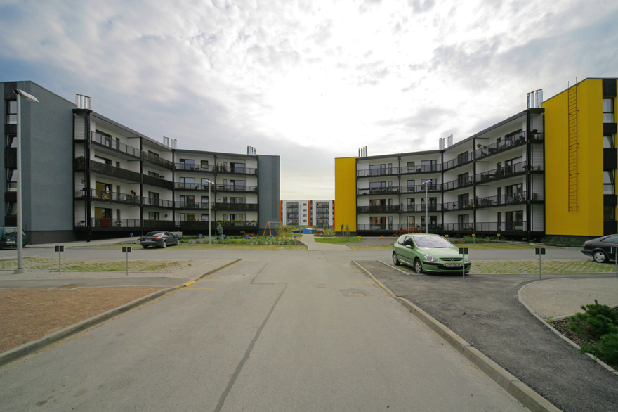 Korterelamud Haabneemes / Kõrgemäe korterelamud, vaade hoonetele. Agabus Endjärv Truverk Arhitektid