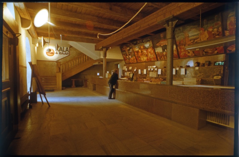 Kaarmanni kauplus, interjöörivaade. Autor J. Arrak?