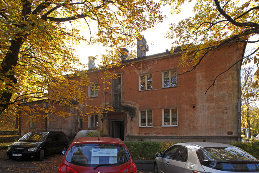 Vahipataljoni ohvitseride elumaja Weizenbergi 32, Kadriorg, Tallinn. Arhitekt Roman Koolmar
