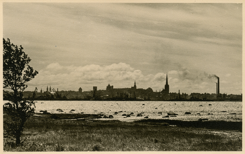 Tallinna panoraam Meriväljalt üle mere