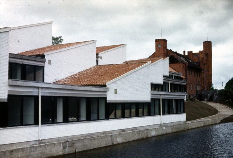 Jäneda sovhoostehnikum. Arhitekt Valve Pormeister; insener Jüri Hint