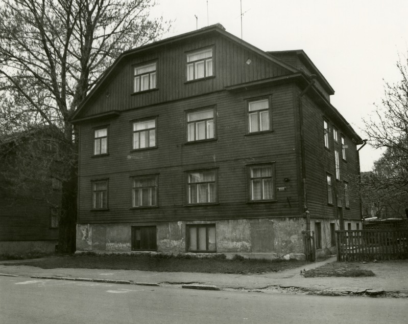Pelgulinn: Saue 4 elamu