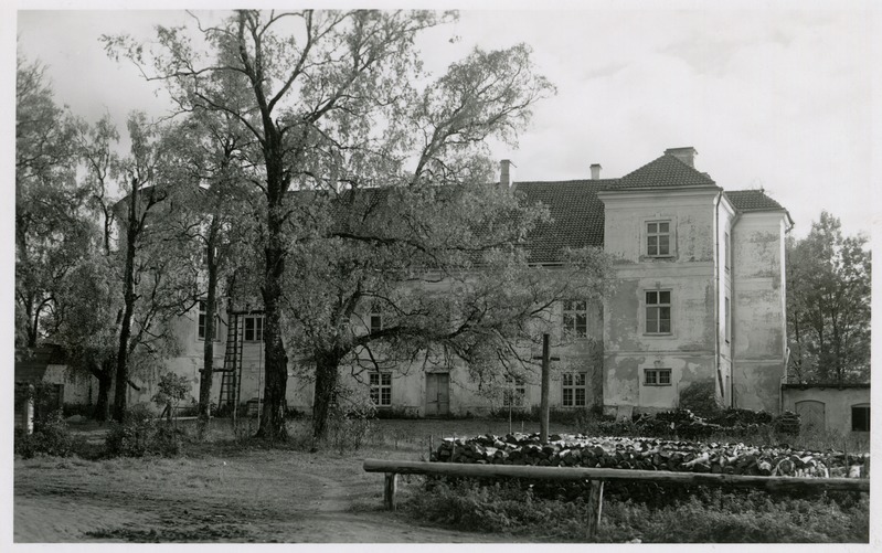 Kiltsi mõis. Vaade tagant