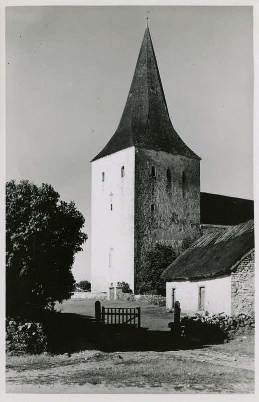 Pöide Maarja kirik