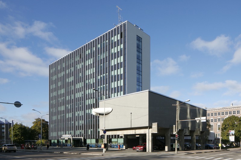 Uus Raadiomaja. Vaade värskelt renoveeritud hoonele. Arhitektid Jüri Jaama ja Ado Eigi