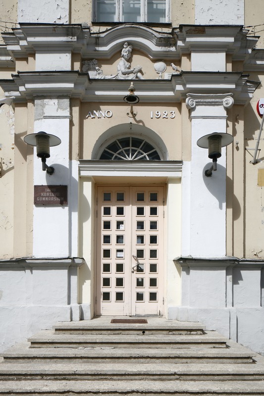 Lina 2 koolimaja Tartus, tänapäeval Karlova kool. Arhitekt Anatoli Podtšekajev