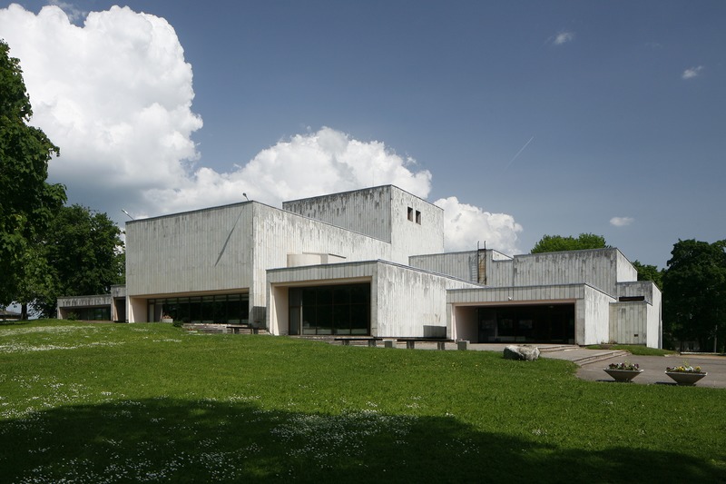 Tamsalu kultuurimaja, arhitektid Peep Jänes ja Tõnu Mellik