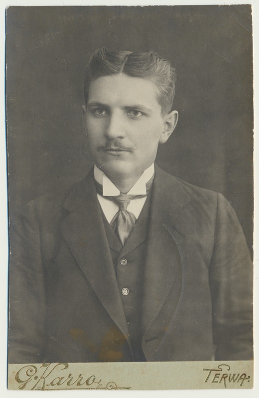 foto Villem Lombak u 1920 F G.Karro