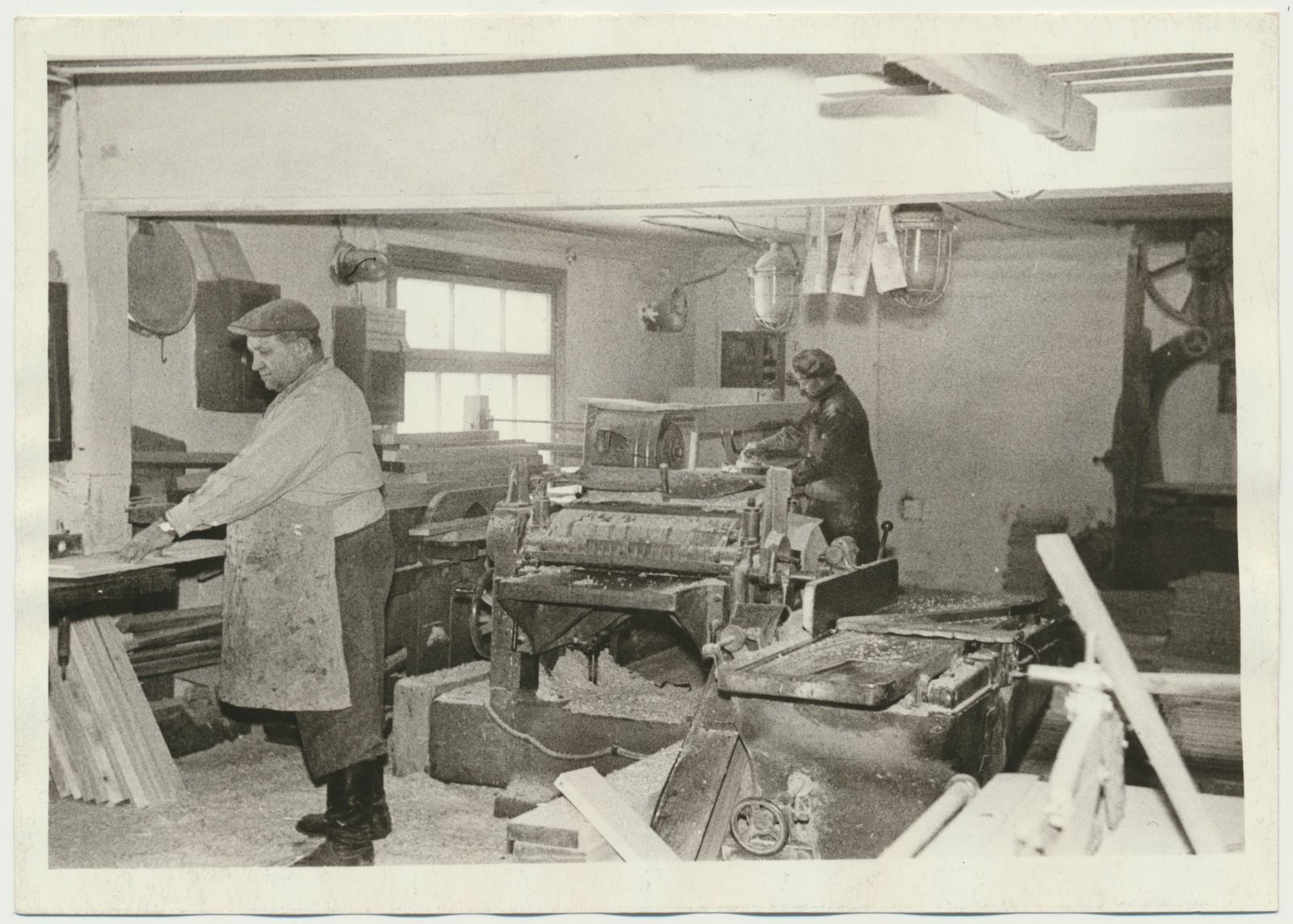 foto, Viljandi Teeninduskombinaat, puidutööstus, sisevaade, u 1965