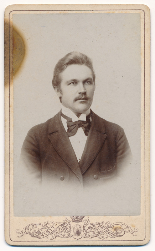 foto Anton Suurkask (1873-1965), kirjamees, kunstnik, sporditegelane Viljandis