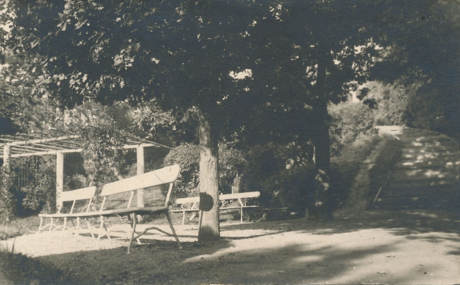 foto Viljandi Trepimägi, puhkenurk u 1935 foto T. Parri