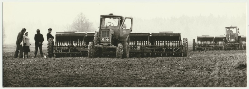 foto Viljandimaa, kevadkülv Vambola kolhoosis, 1977 F E.Veliste