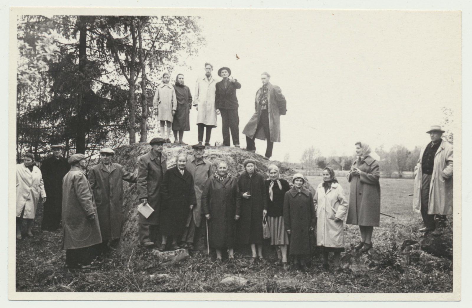 foto Viljandi muuseum, kodu-uurimisring, reis, Põhja-Viljandimaa Auksi, 1961 foto L.Vellema