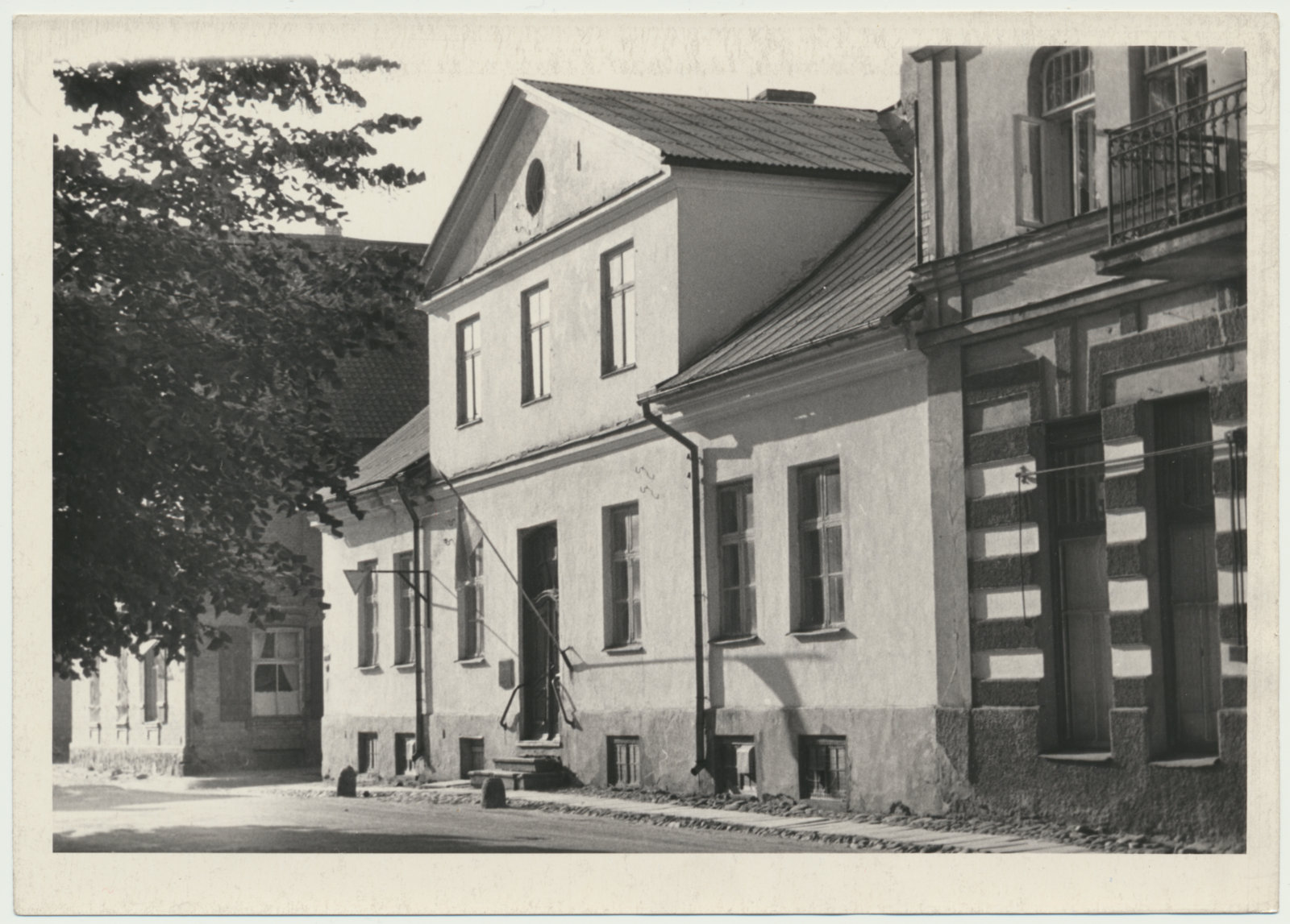 foto Viljandi muuseum'i hoone 1965 foto A.Kiisla