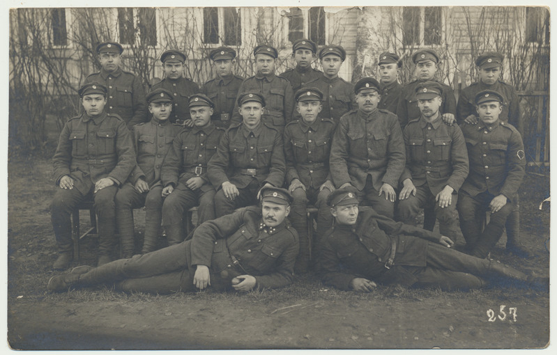 Foto, 9.Jalaväe polgu sõdureid u 1919