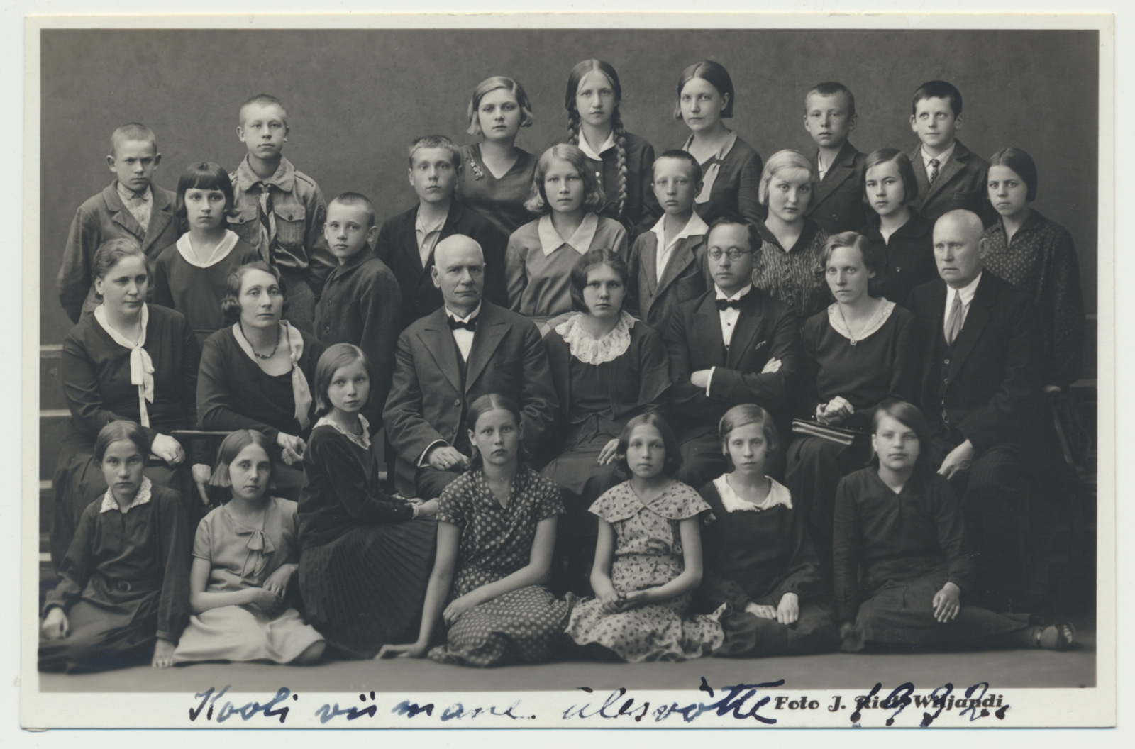 foto, Viljandi I Fr.Kuhlbarsi nimel. Linnaalgkool, grupp 1932