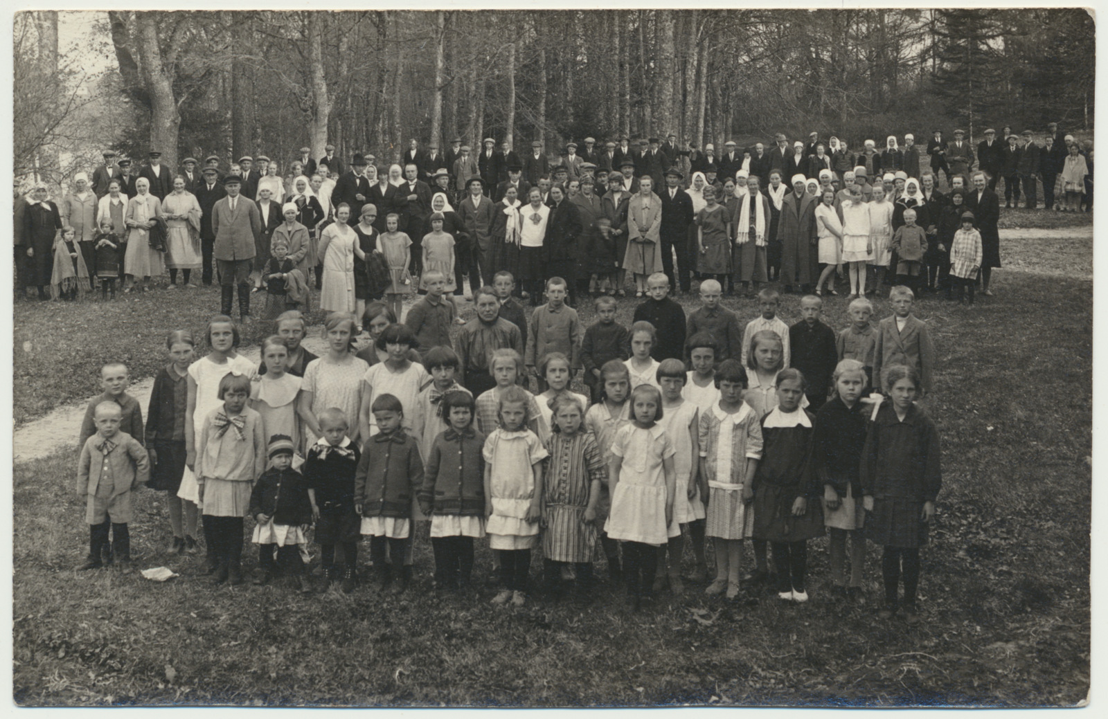 foto Suure_Jaani khk Lahmuse algkool, emadepäev, grupp 1928