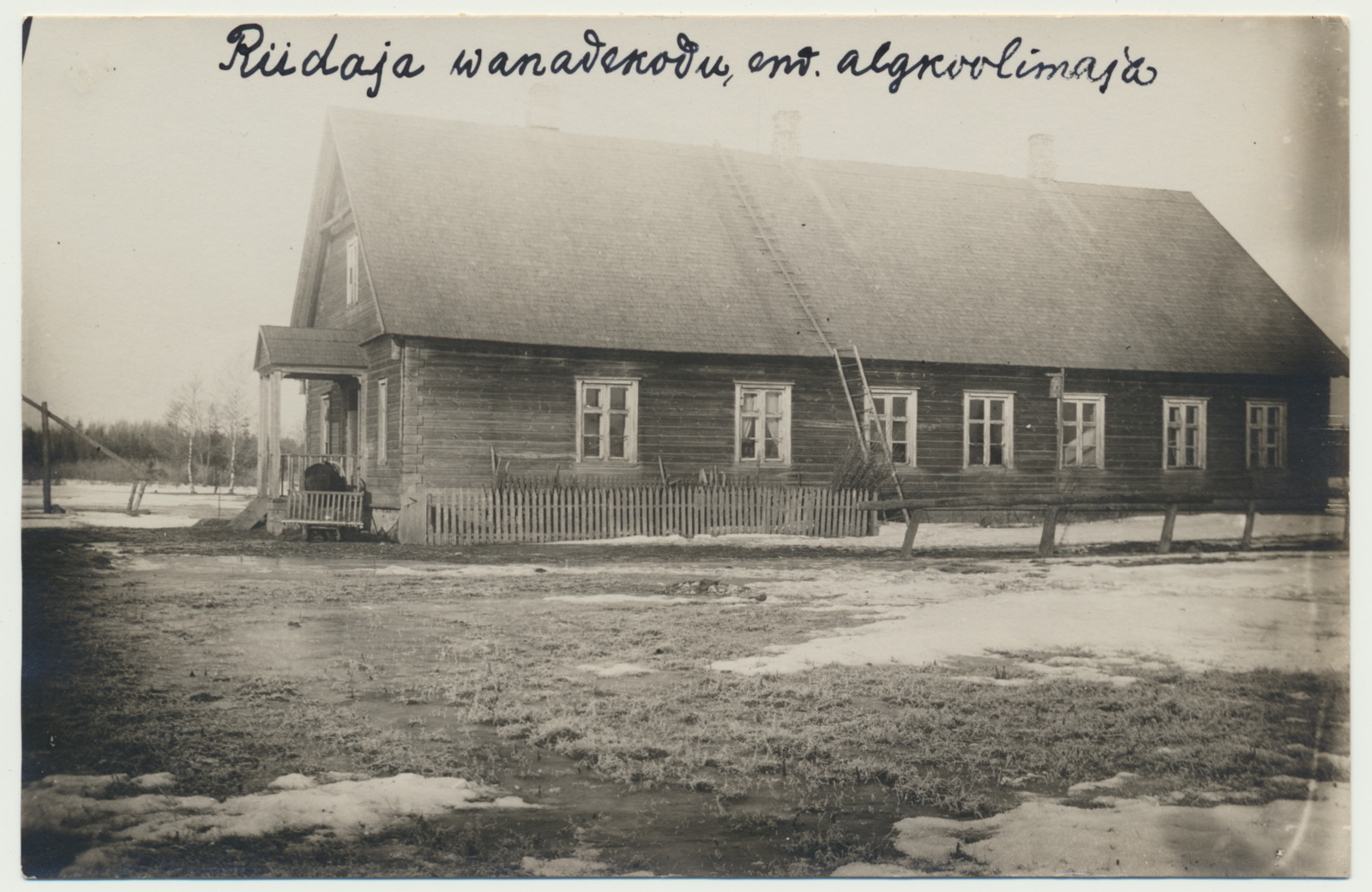 foto Helme khk Riidaja vanadekodu, endine koolimaja 1929