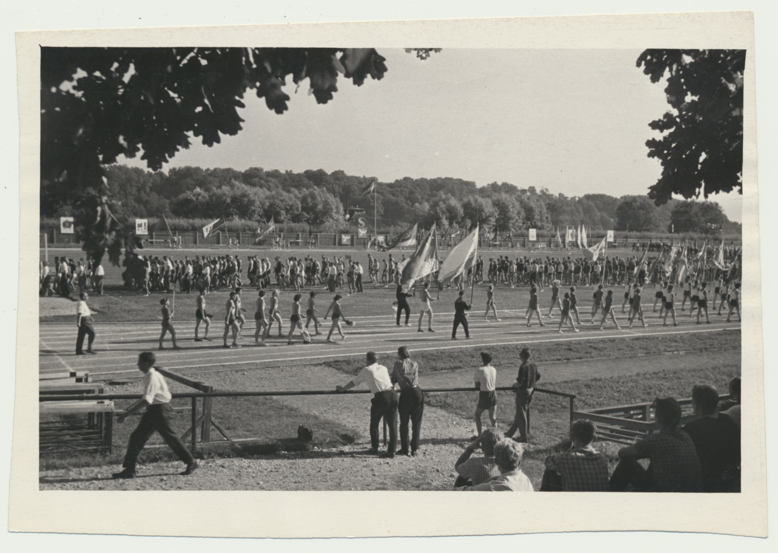 foto Viljandi, III Maanoorte spordimängud, staadion, 1963 F A.Kiisla