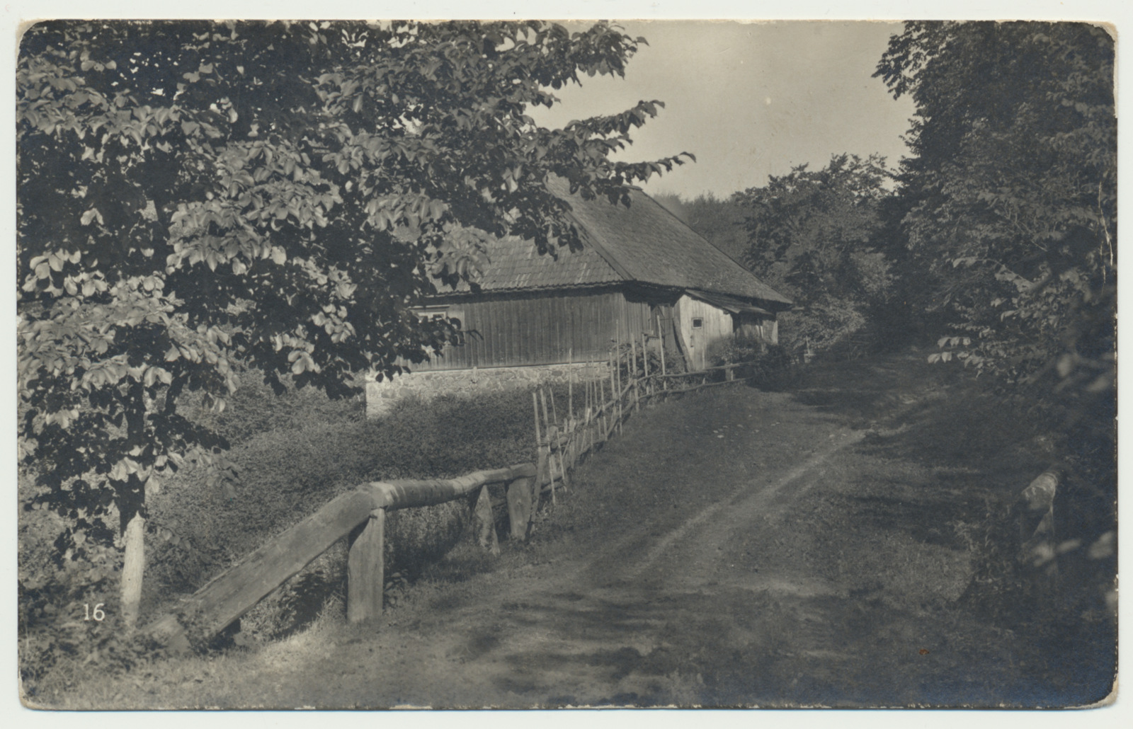 foto Viljandi mõis, sepikoda, Mõisa tee u 1910