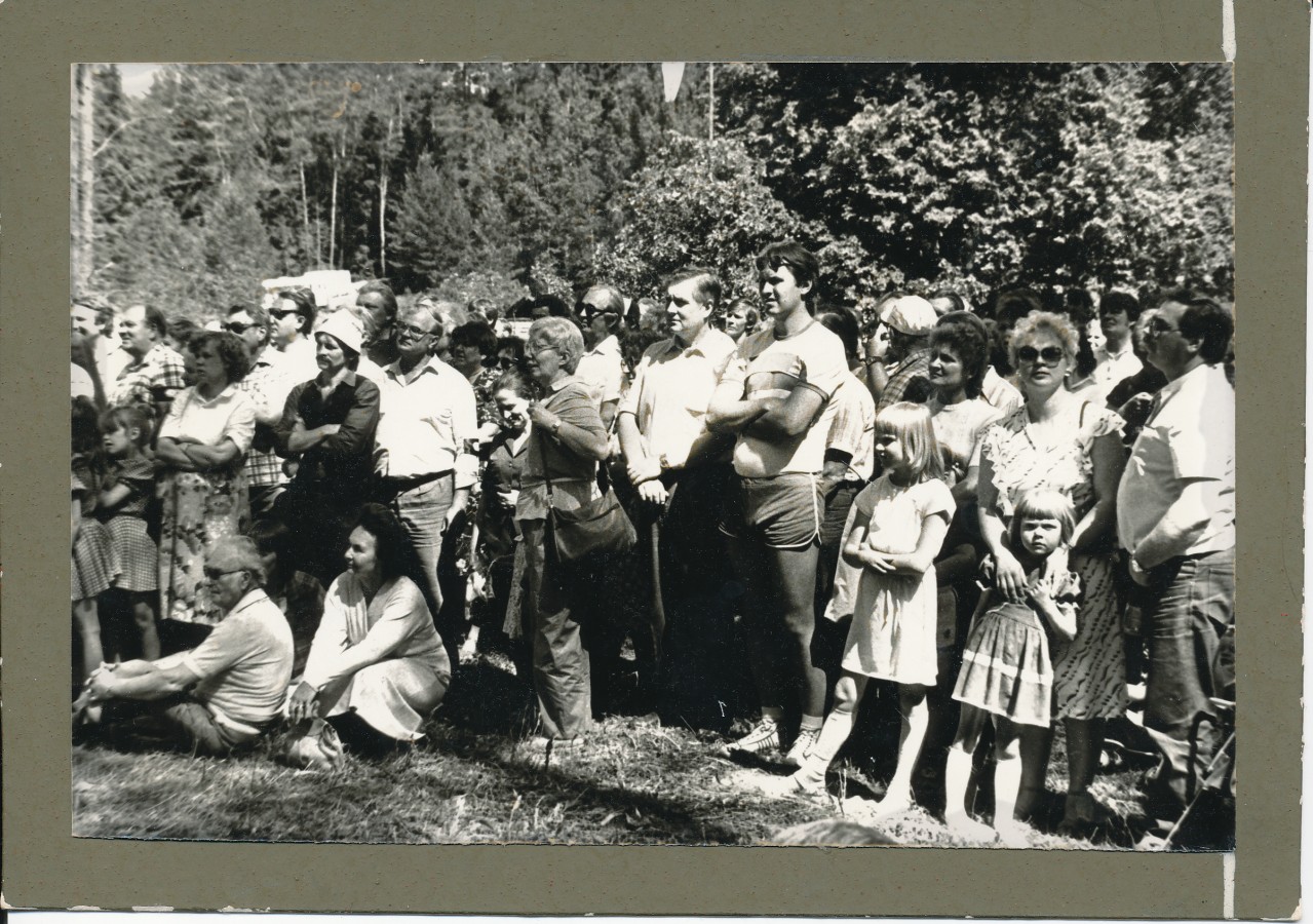Rahvarinde protestiüritus Valga lähedal Raavitses