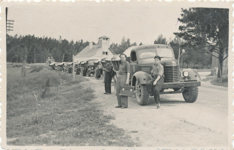 Lubimergli vedamine Vastseliina kolhooside põldudele