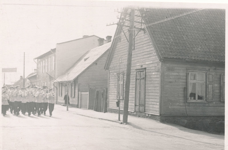 Rongkäik Valgas, Nõukogude tänaval