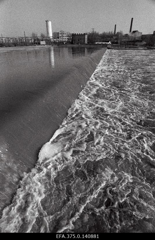 View of Sindi's shoe on the Pärnu River.