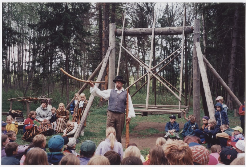 Fotod karjalaste päevast 1990.a.kevadel