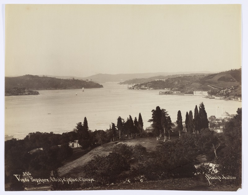 Vaade Bosporuse väinale. Aasia ja Euroopa rannikud